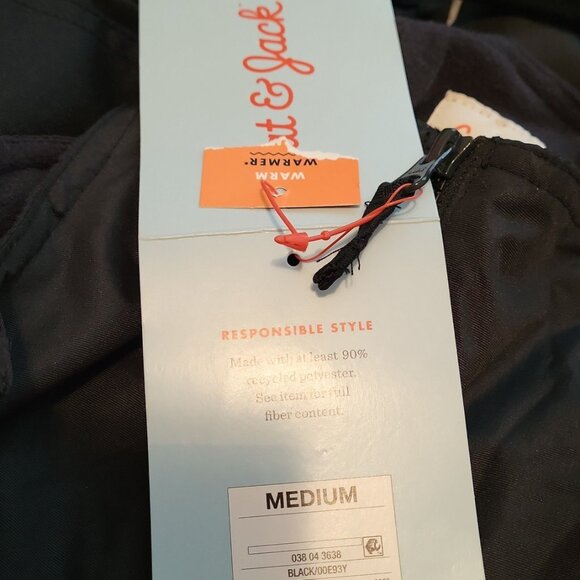 Boys or Girls Black Snow Bib Size M NWT Cat & Jack - Picture 6 of 6